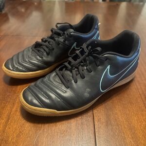 Nike TiempoX 819234-004 Men's Indoor Soccer Shoes Black Gum Sole Size 11